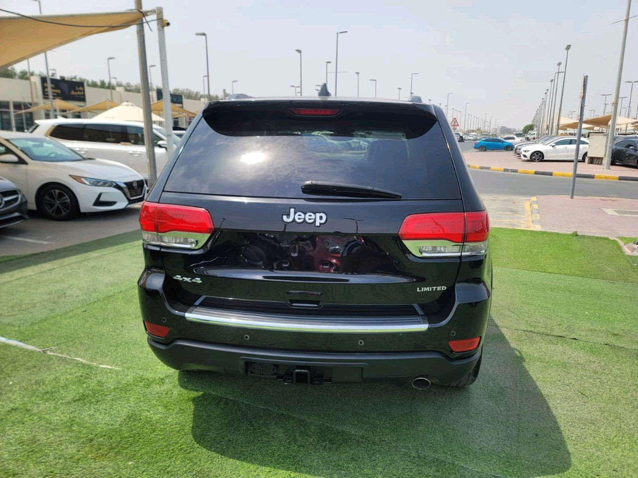 Jeep Grand Cherokee - Image 8