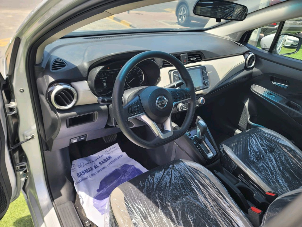 Nissan Versace - Image 11