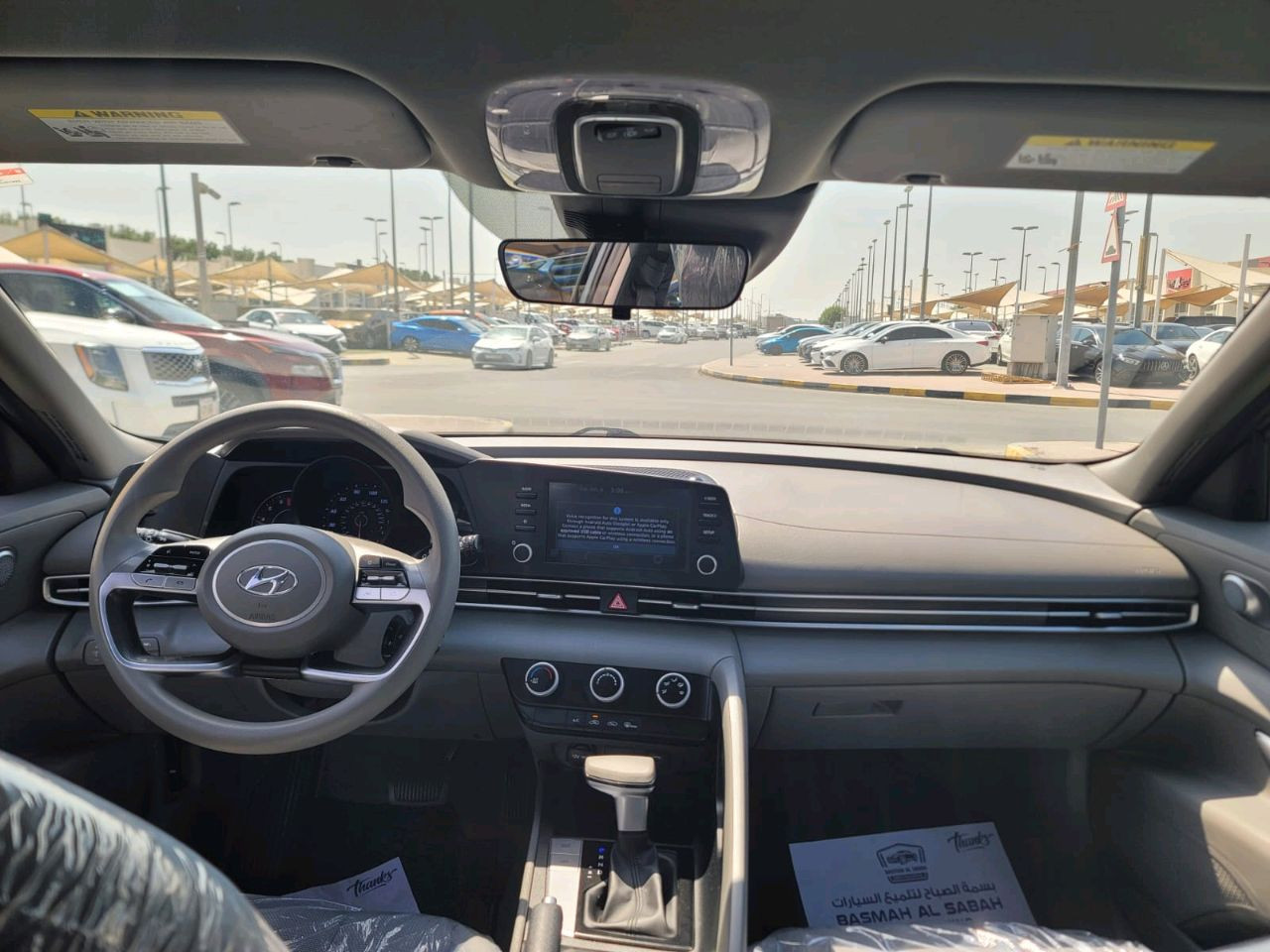 Hyundai Elantra - Image 12