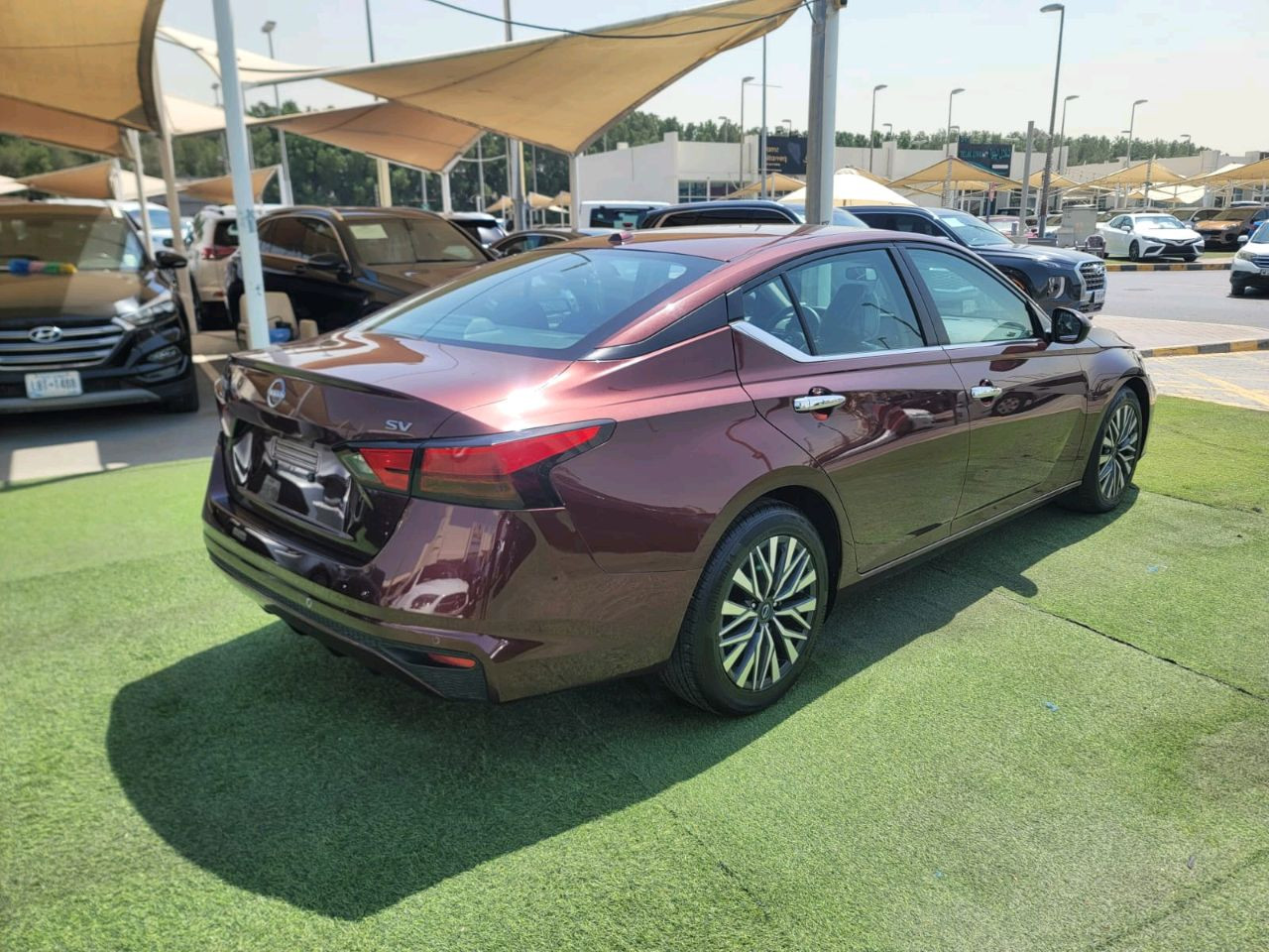 Nissan Altima - Image 7