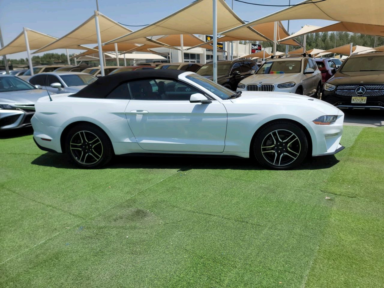Ford Mustang - Image 6