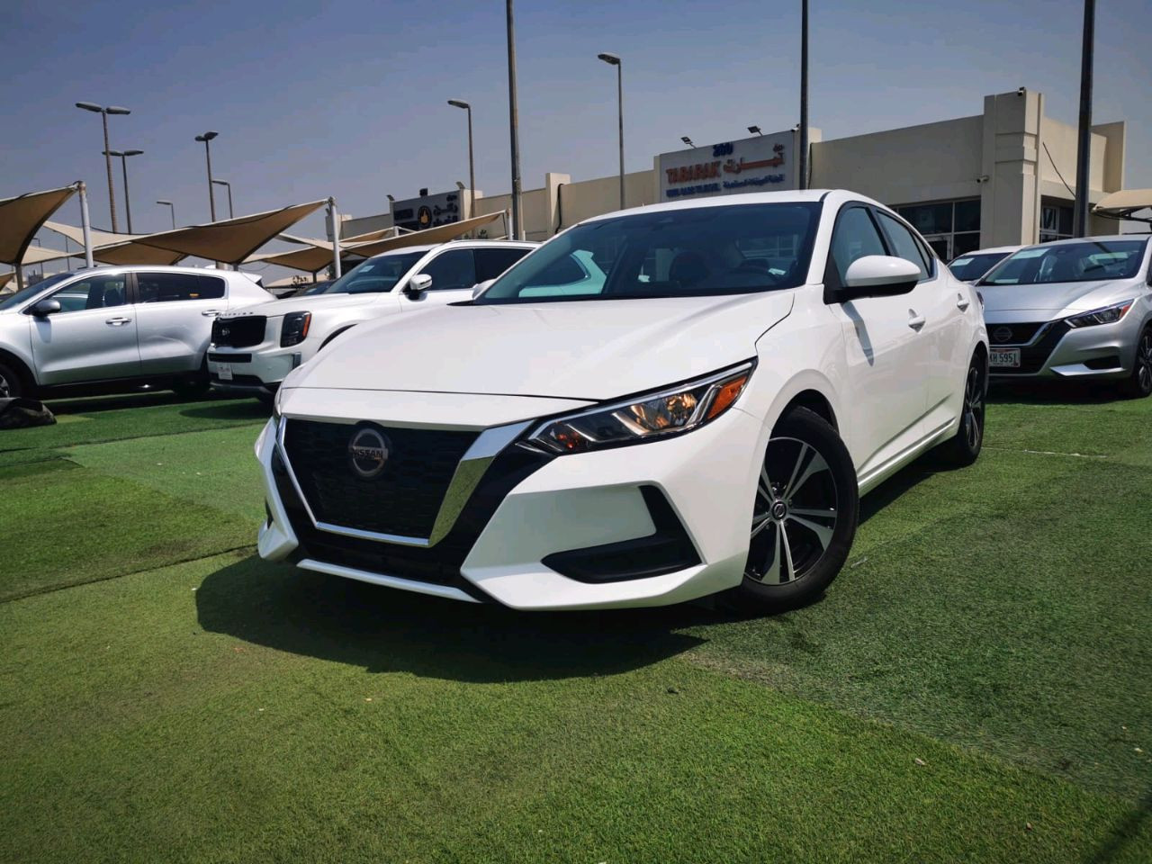 Nissan Sentra - Image 5