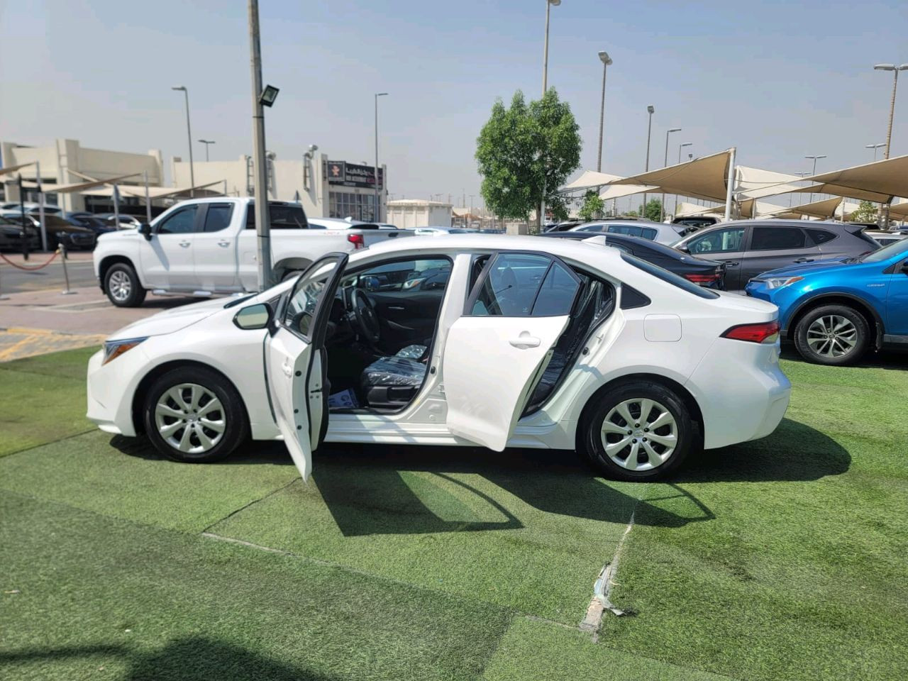 Toyota Corolla - Image 10
