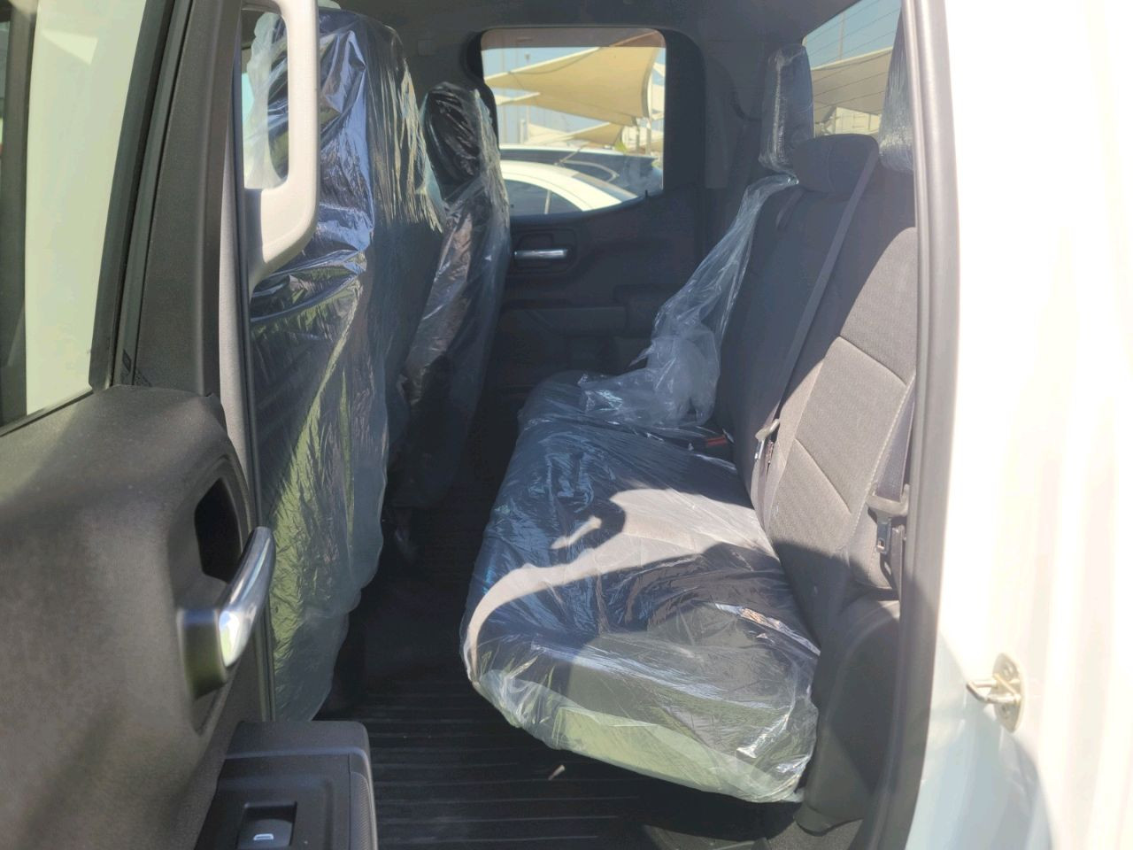 Chevrolet Silverado - Image 7