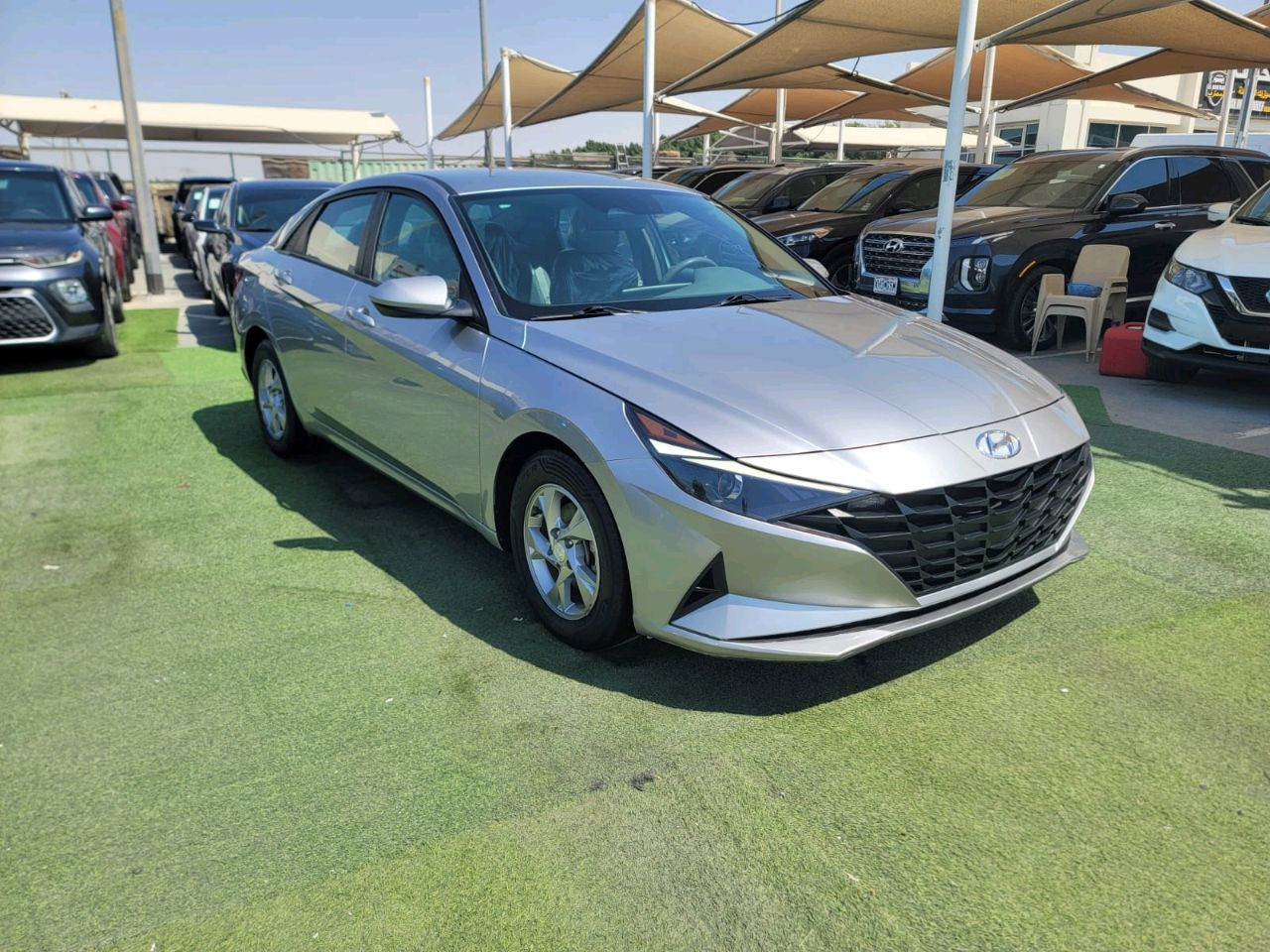 Hyundai Elantra - Image 3
