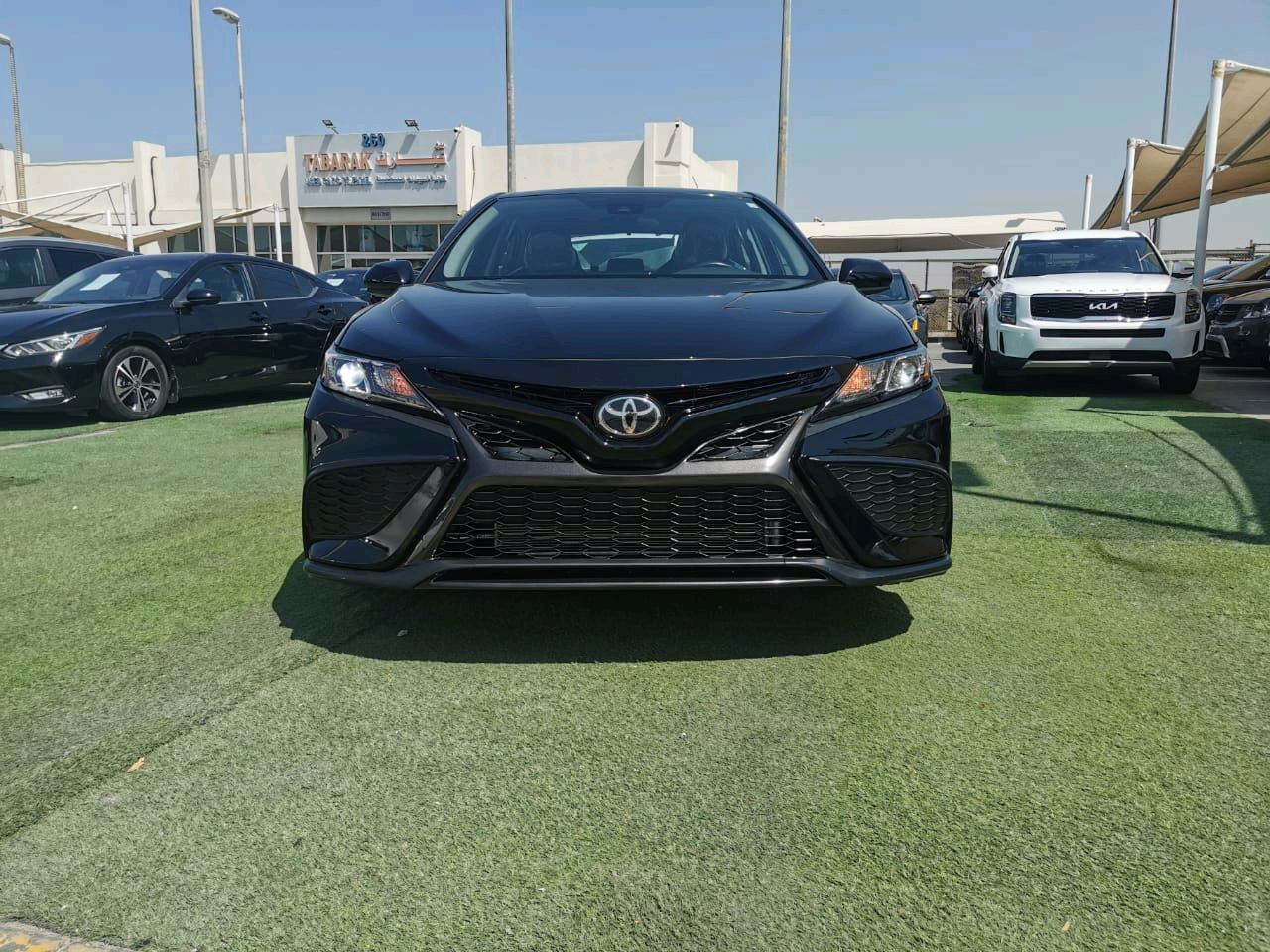 Toyota Camry - Image 12
