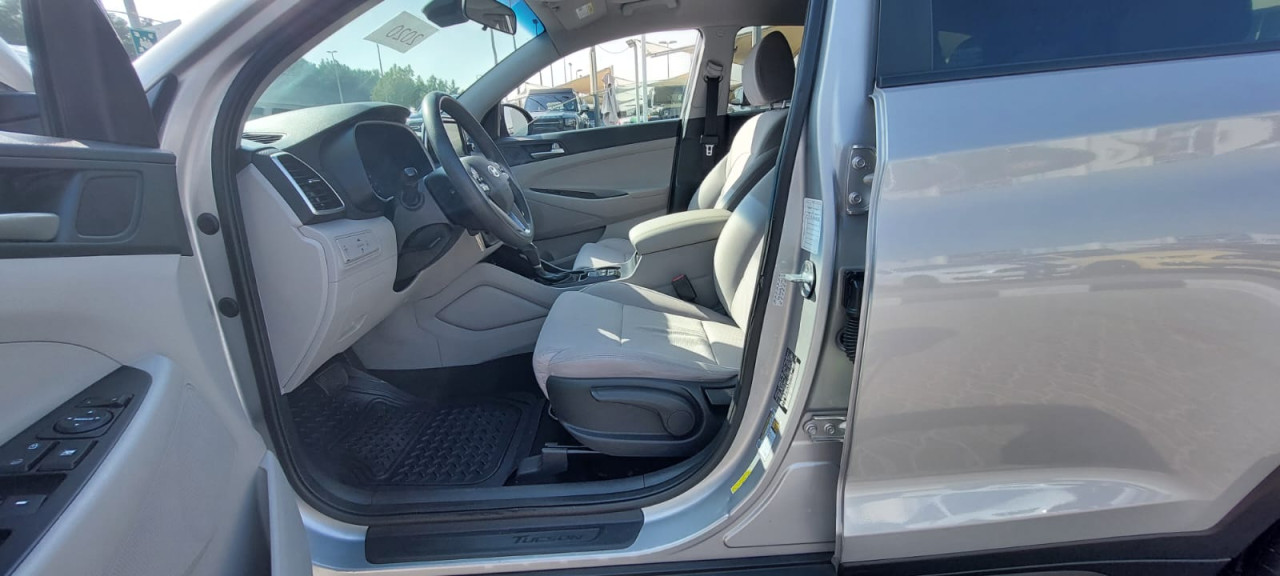Hyundai Tucson - Image 12