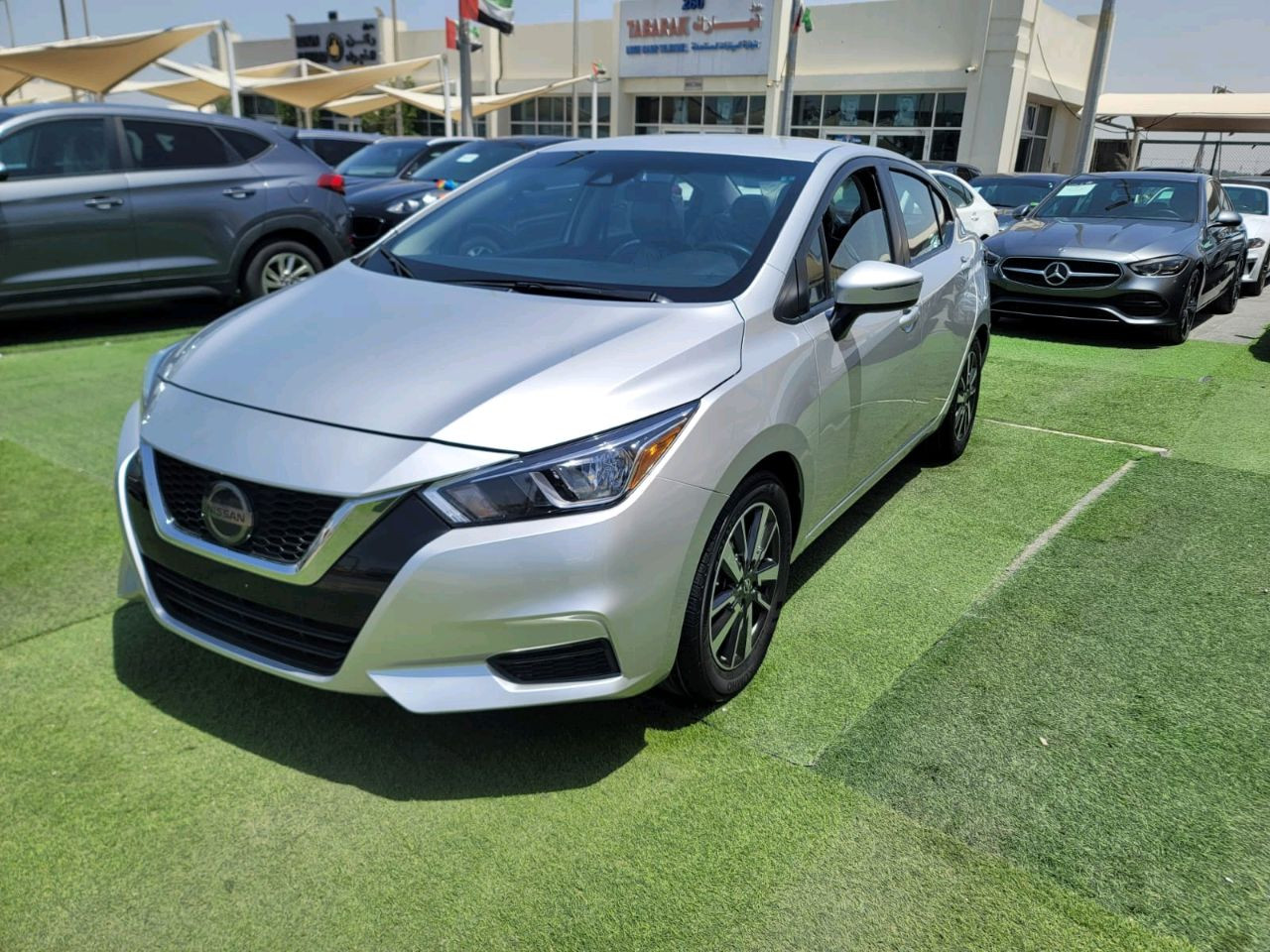 Nissan Versace - Image 3