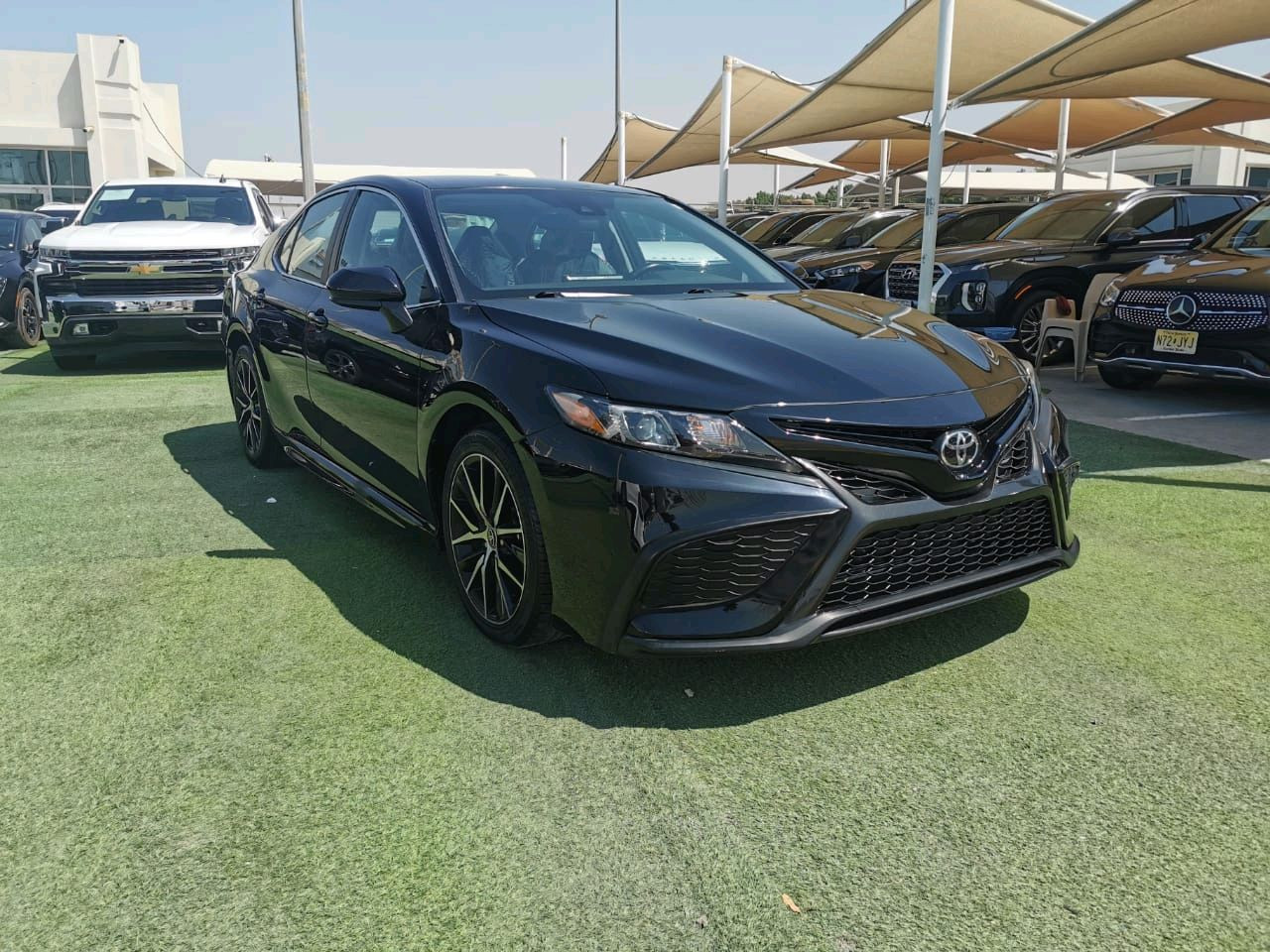 Toyota Camry - Image 11