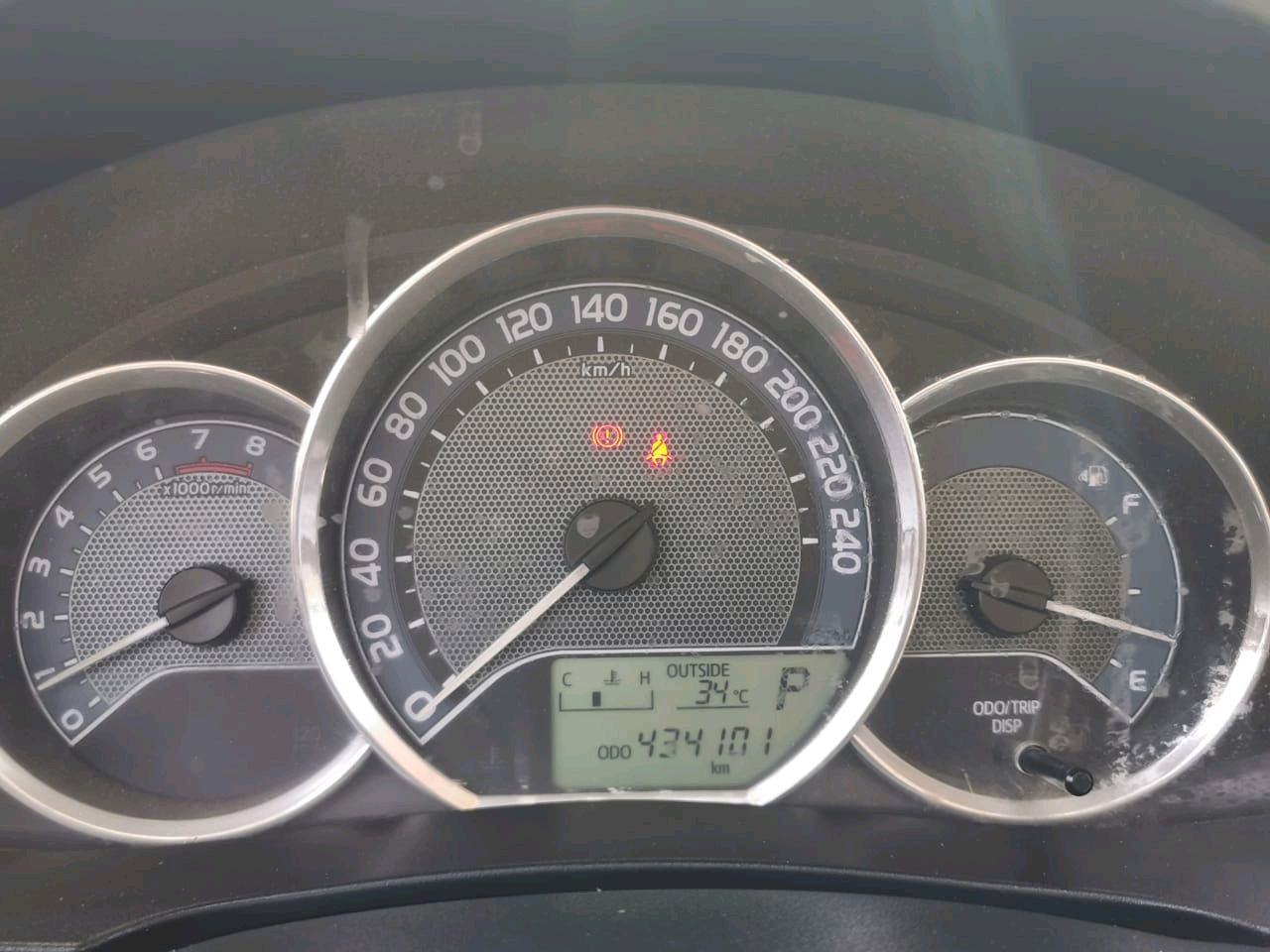 Toyota Corolla - Image 11