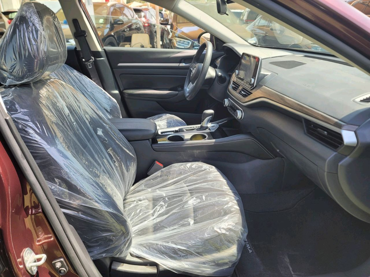 Nissan Altima - Image 4