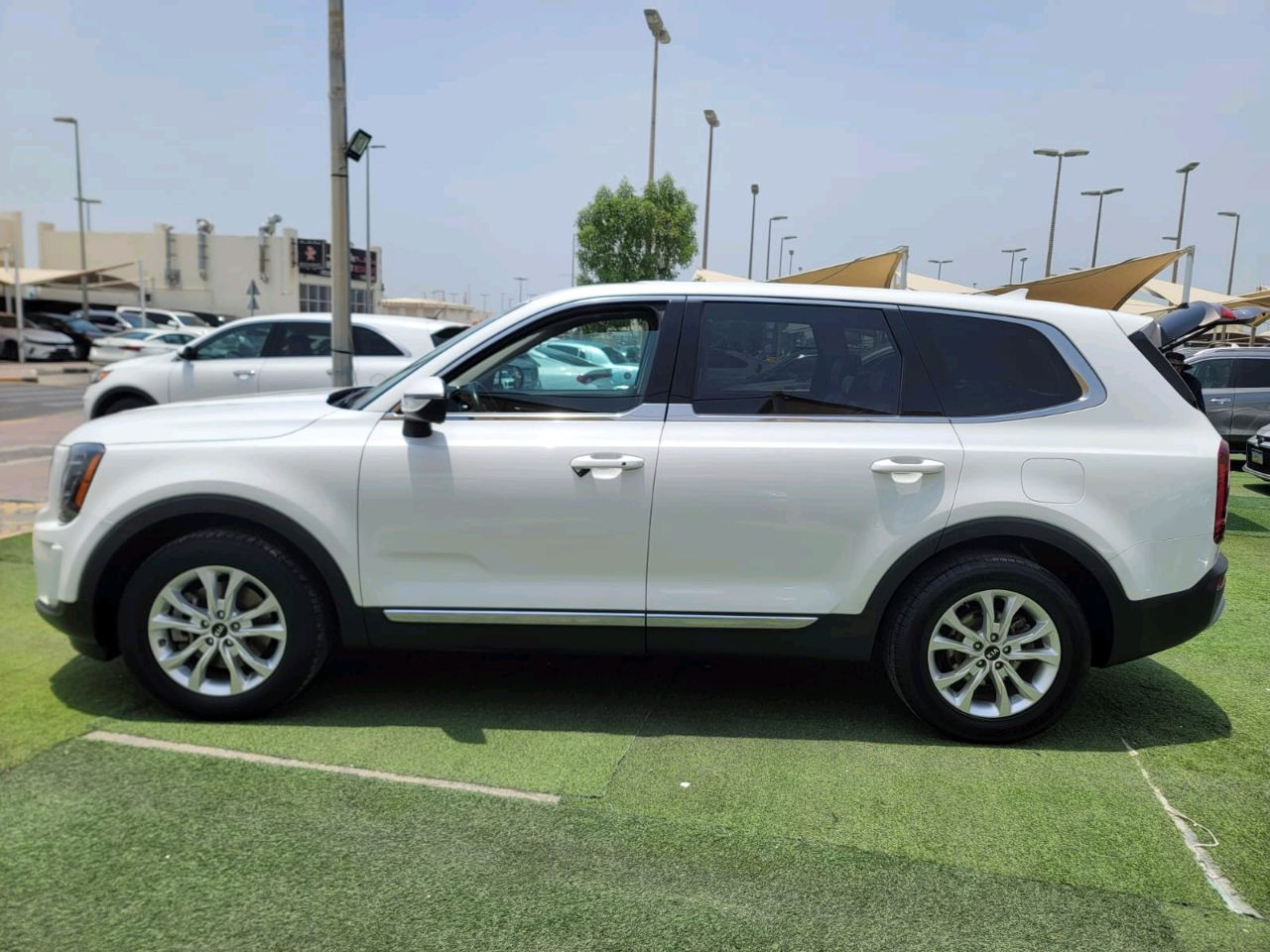 KIA Telluride - Image 12