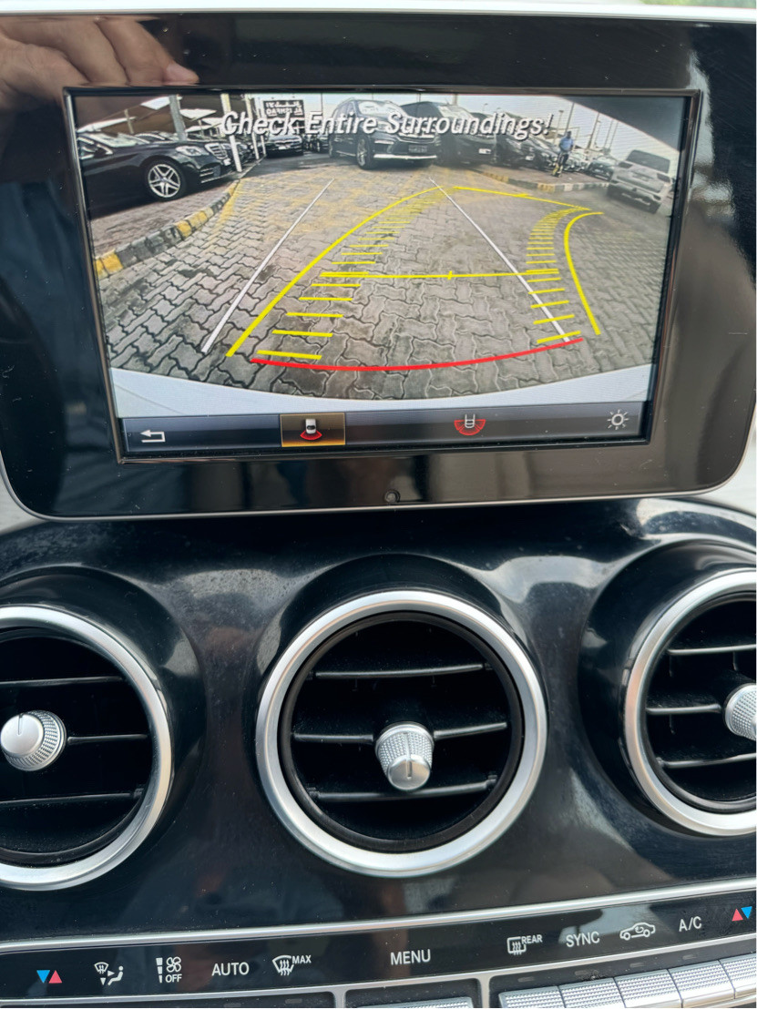 Mercedes Benz C-Class - Image 9