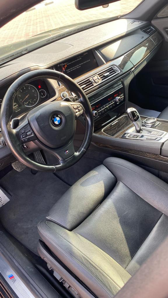 BMW 7-Series - Image 11
