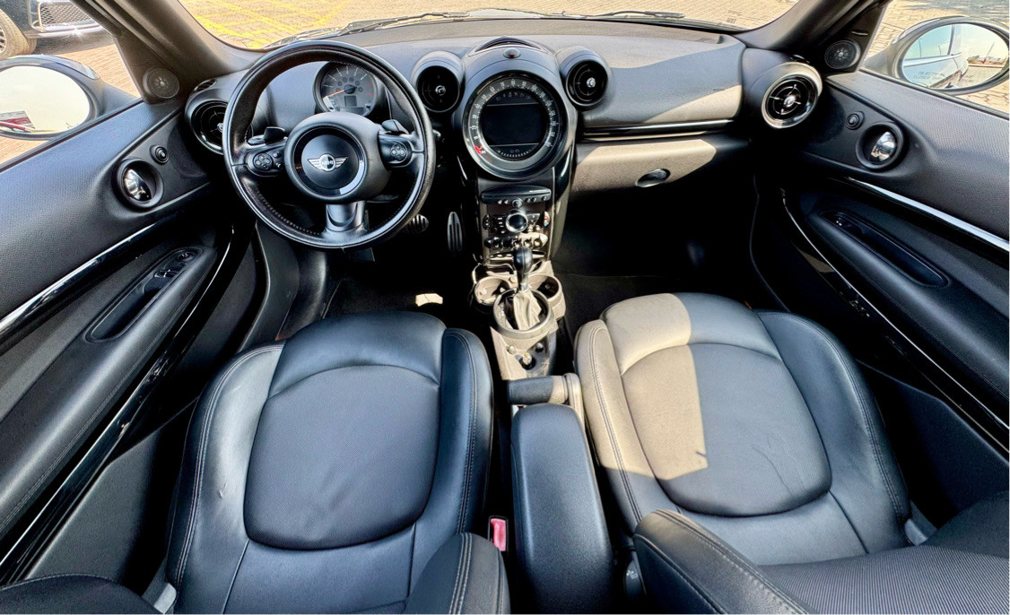 Mini Cooper Model S - Image 10