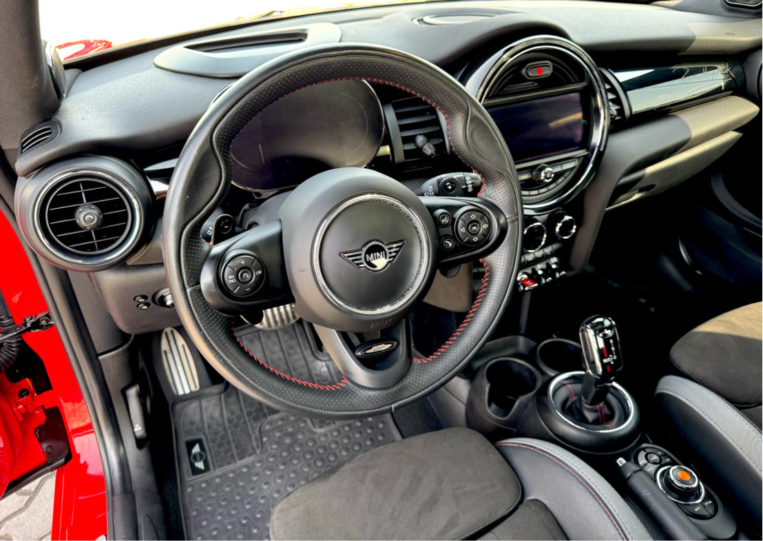 Mini Cooper Model S - Image 12