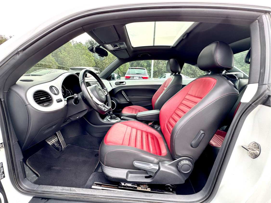 Volkswagen Beetle - Image 7