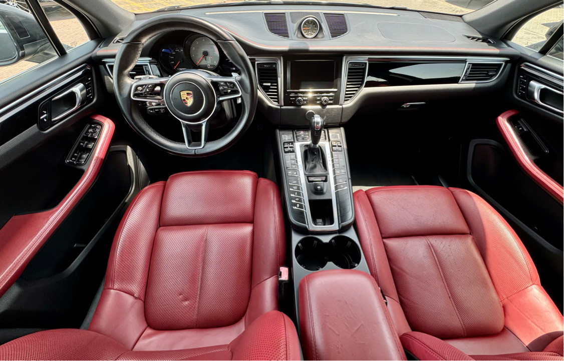Porsche Macan - Image 9