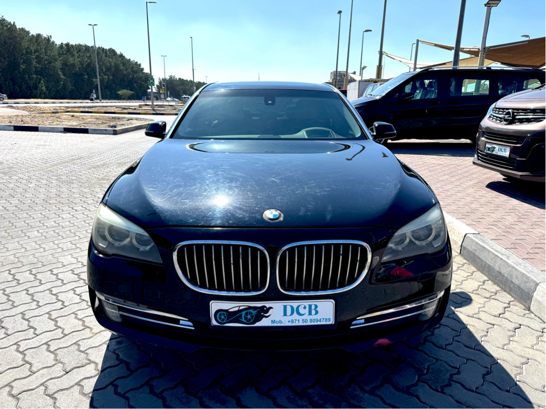 BMW 7-Series - Image 4