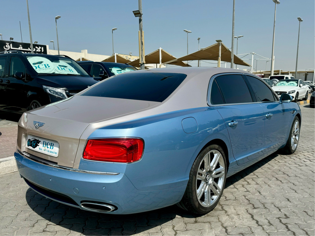 Bentley Continental Flying Spur - Image 4