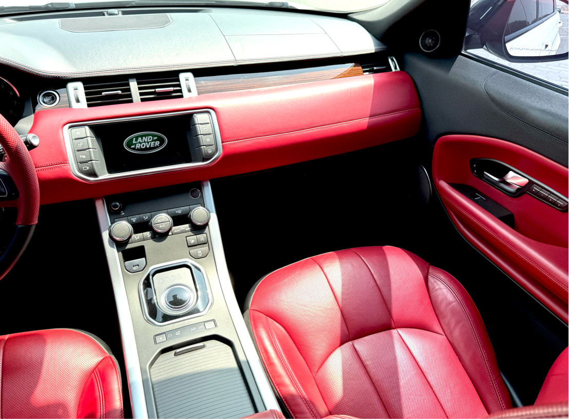 Range Rover Evoque - Image 11