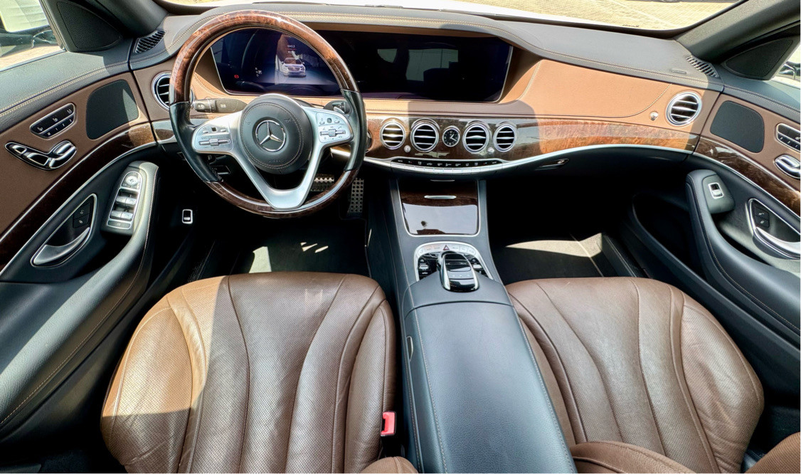 Mercedes Benz S-Class - Image 9