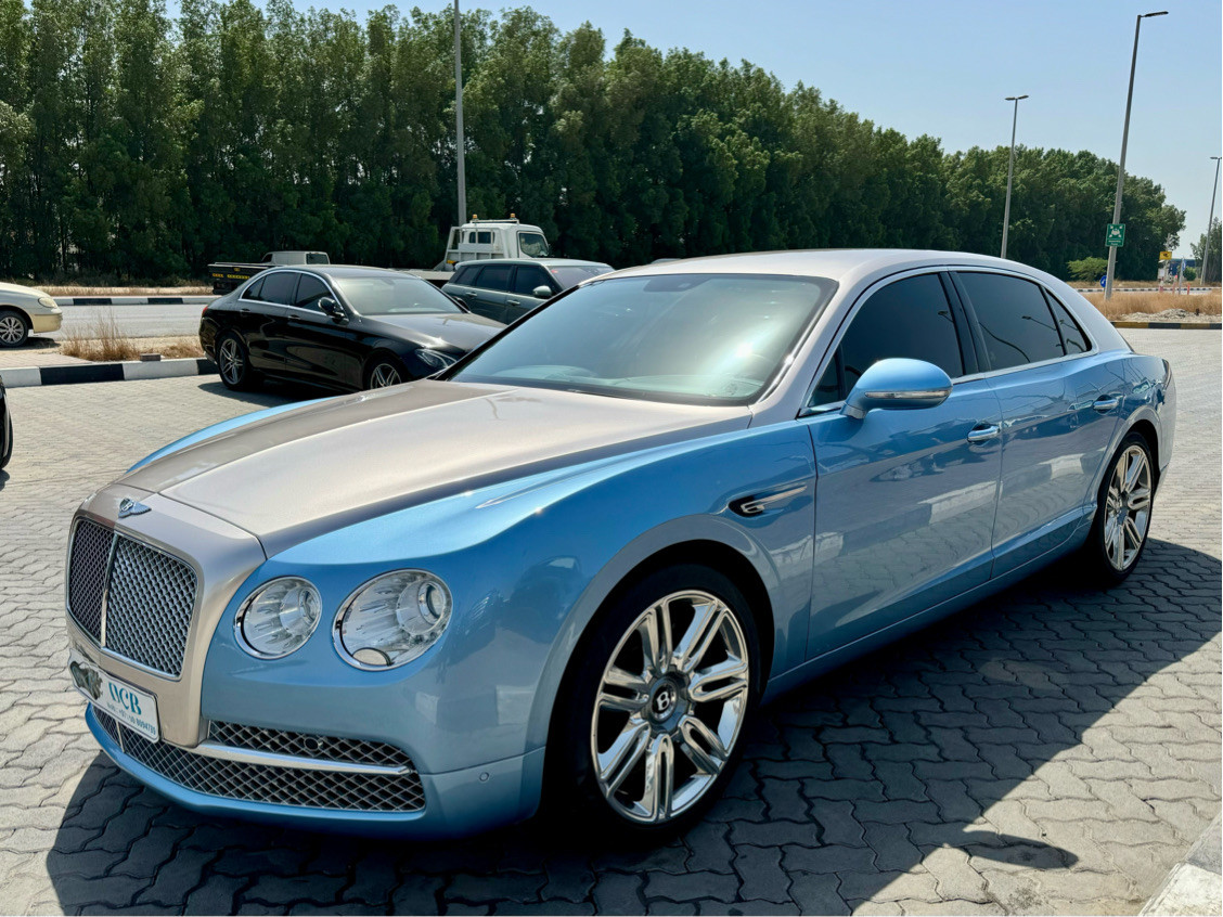 Bentley Continental Flying Spur - Image 3