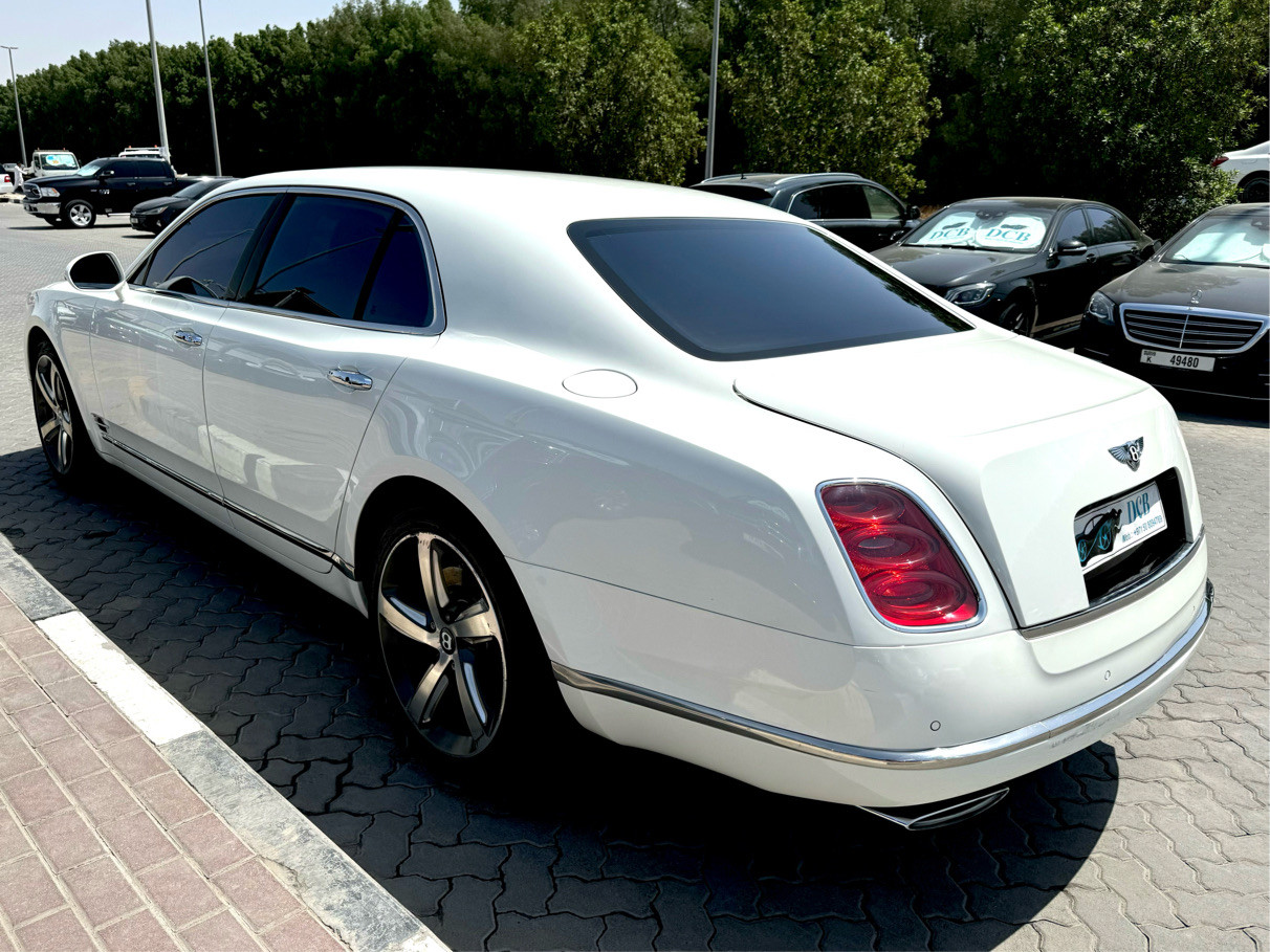 Bentley Mulsanne - Image 7