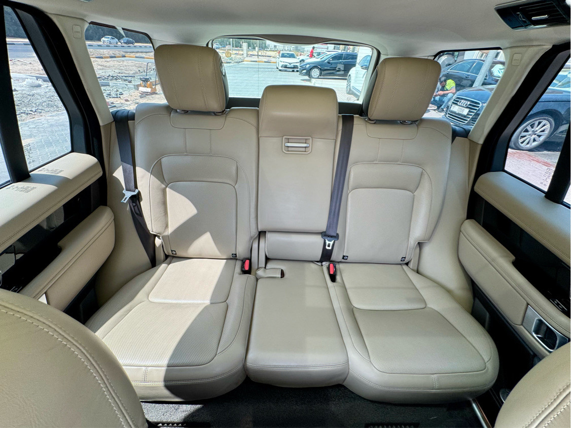 Range Rover Vogue - Image 9