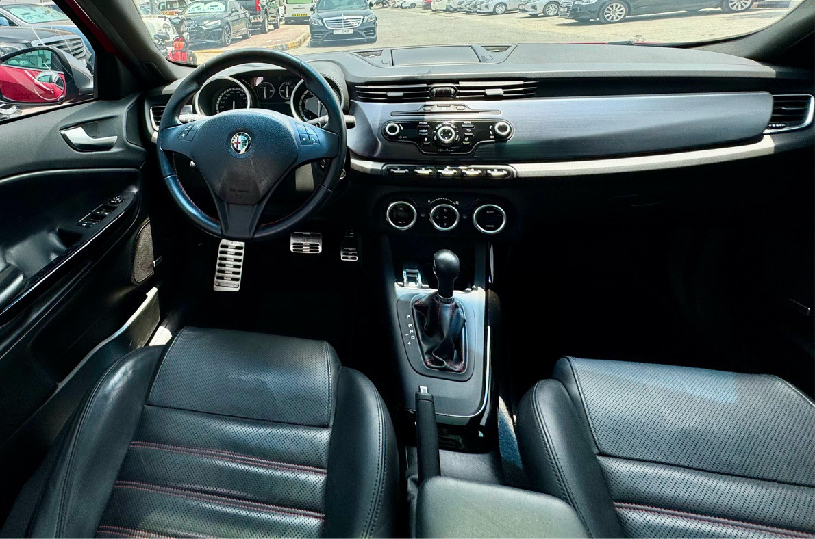 Alfa Romeo GIULIETTA - Image 9