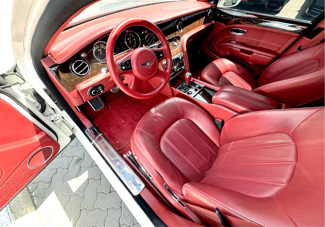 Bentley Mulsanne - Image 8