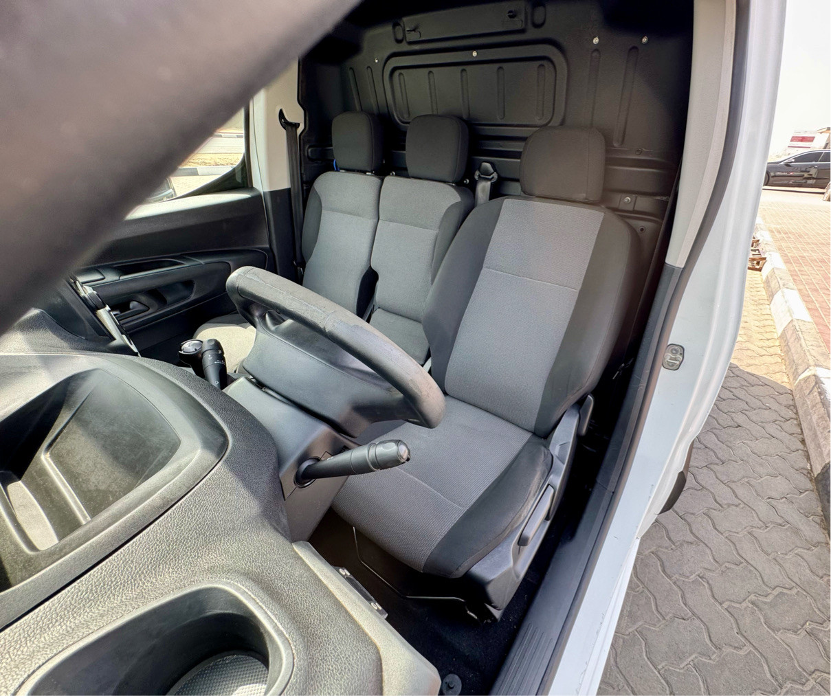 Peugeot Partner - Image 11