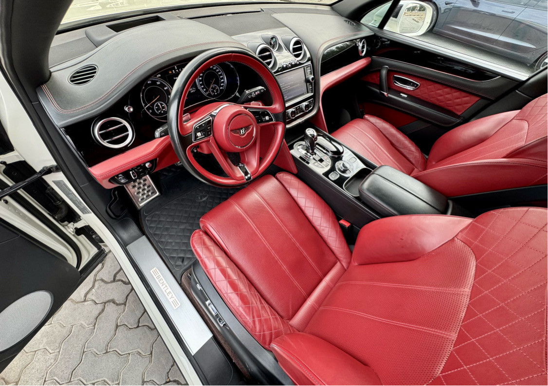 Bentley Bentayga - Image 8