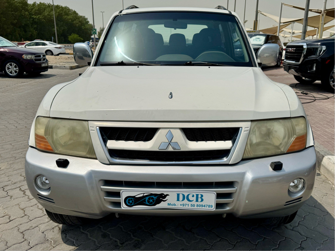 Mitsubishi Pajero - Image 8