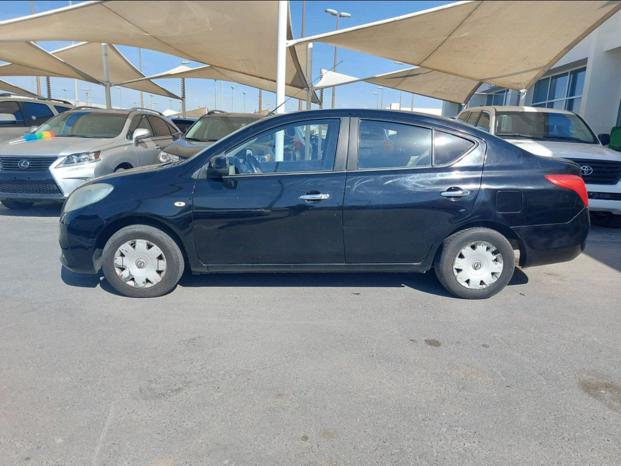 Nissan Sunny - Image 3