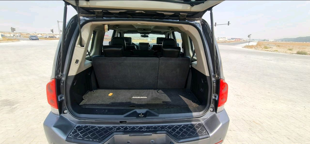 Nissan Armada - Image 11
