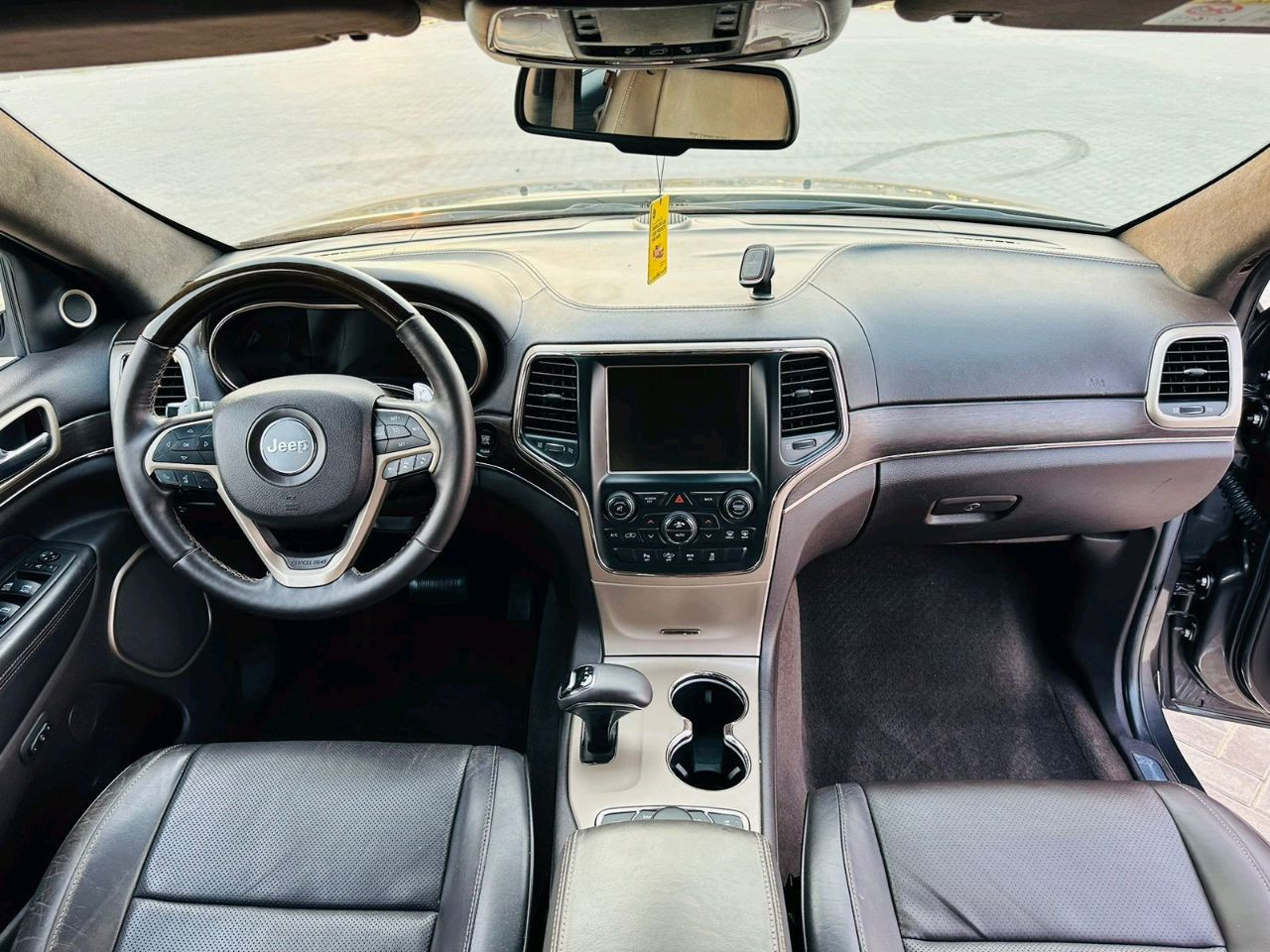 Jeep Grand Cherokee - Image 7
