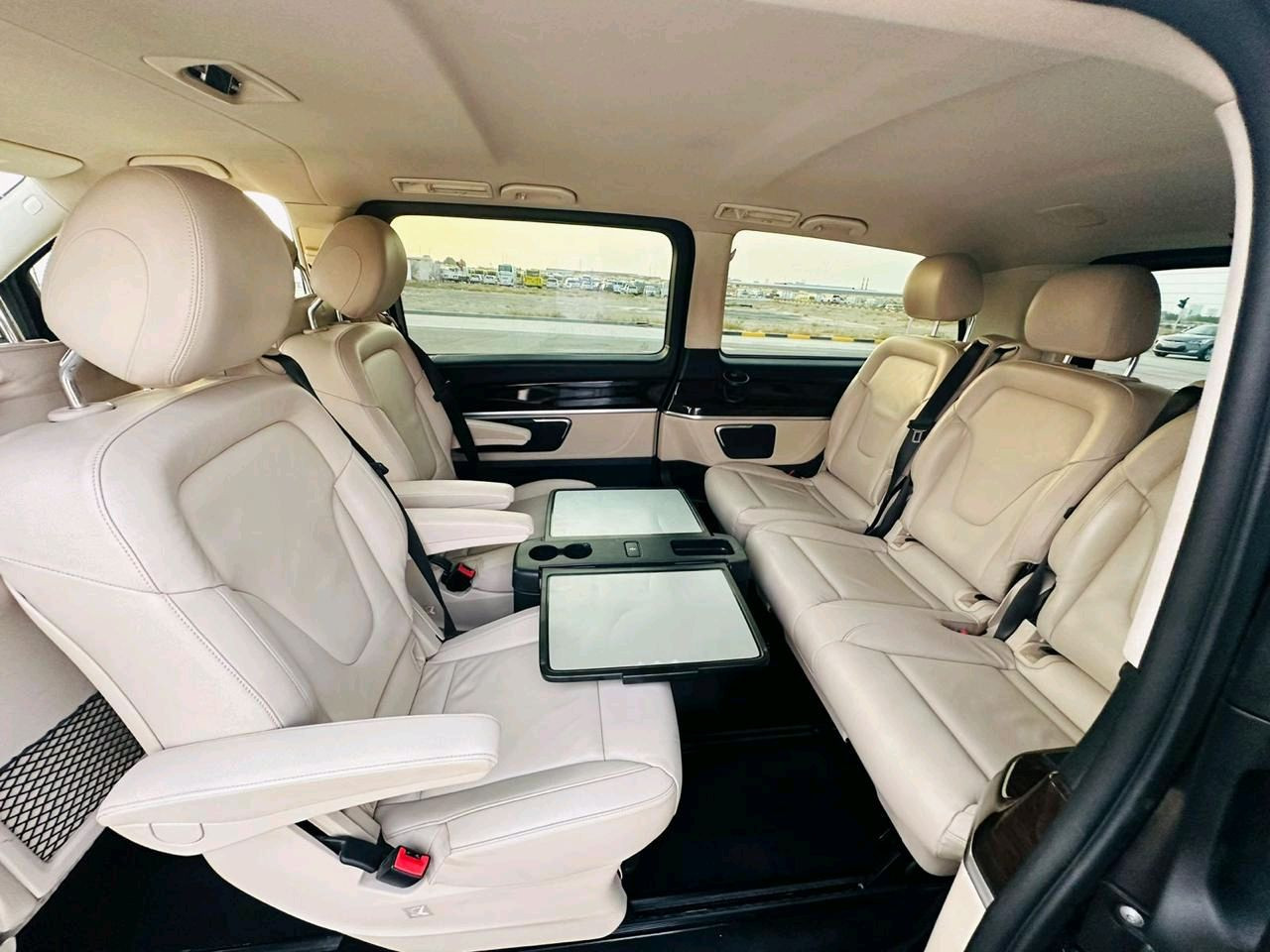 Mercedes Benz Viano - Image 5
