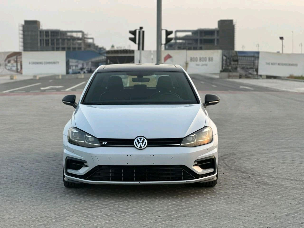 Volkswagen Golf R - Image 4