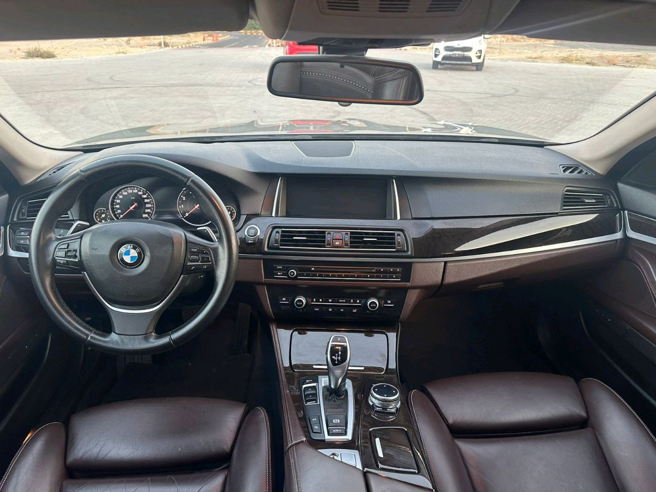 BMW 5-Series - Image 6