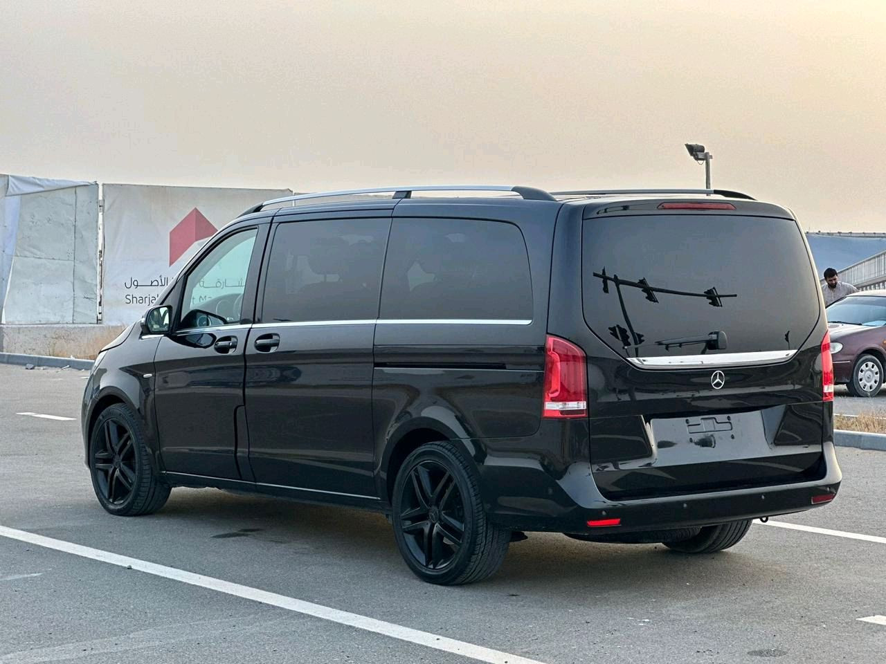 Mercedes Benz Viano - Image 12