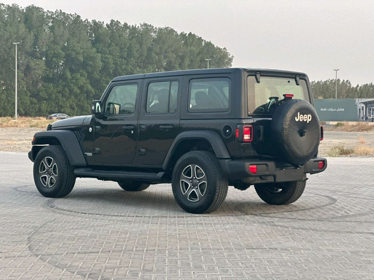 Jeep Wrangler - Image 9