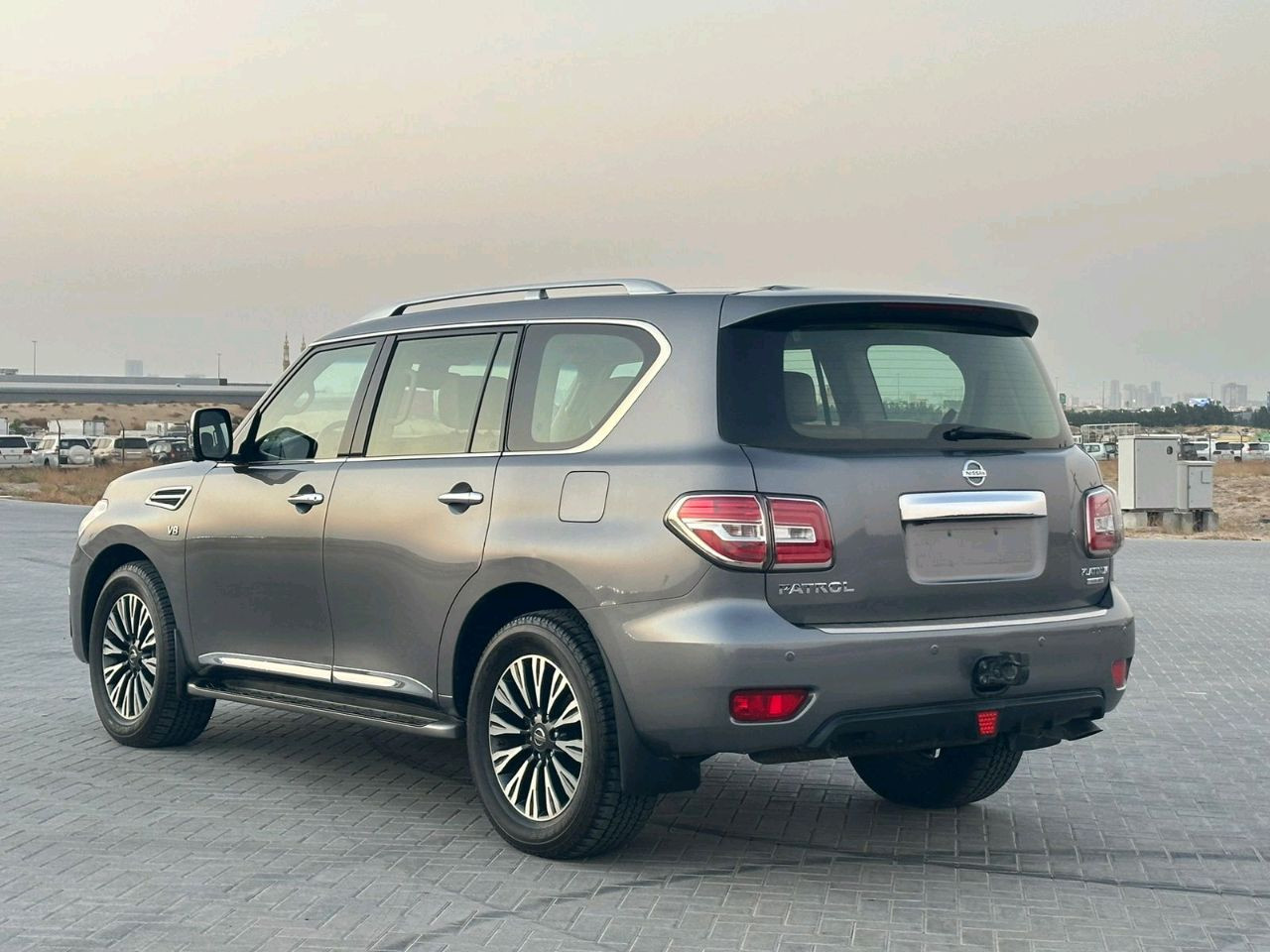 Nissan Patrol - Image 6