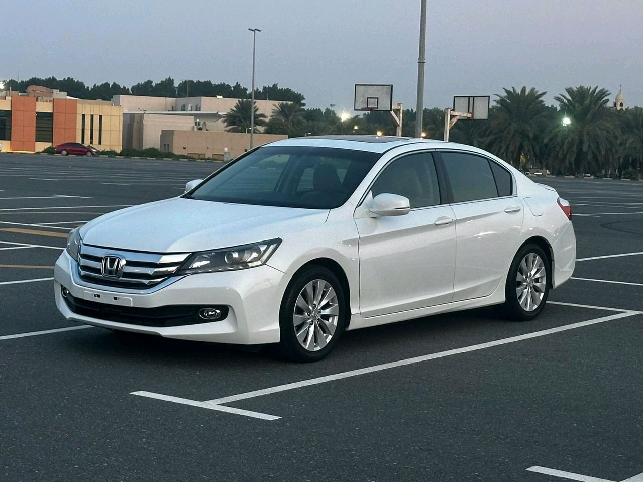 Honda Accord - Image 11