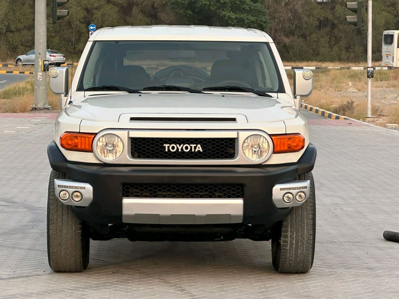 Toyota FJ Cruiser - Image 2