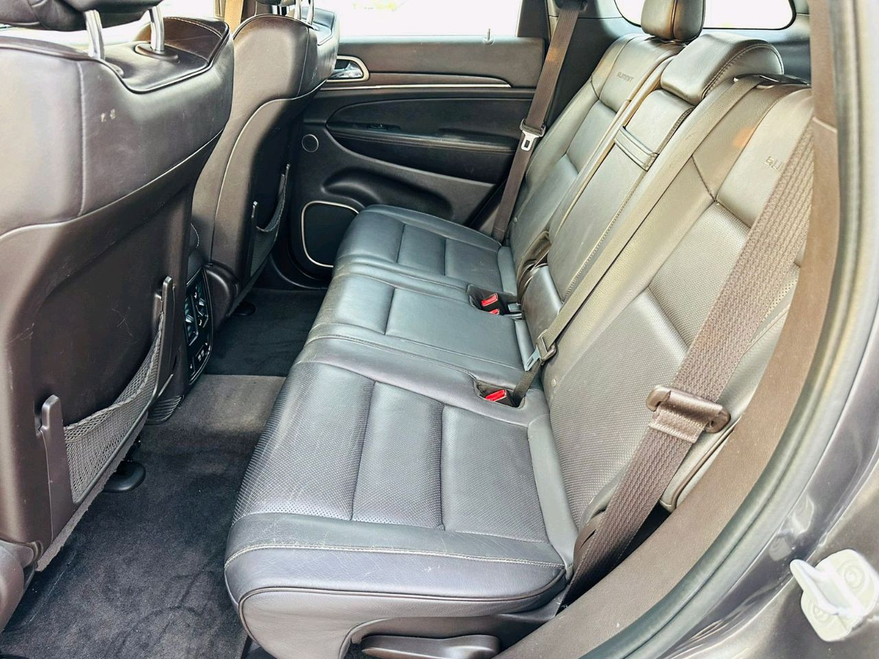 Jeep Grand Cherokee - Image 8