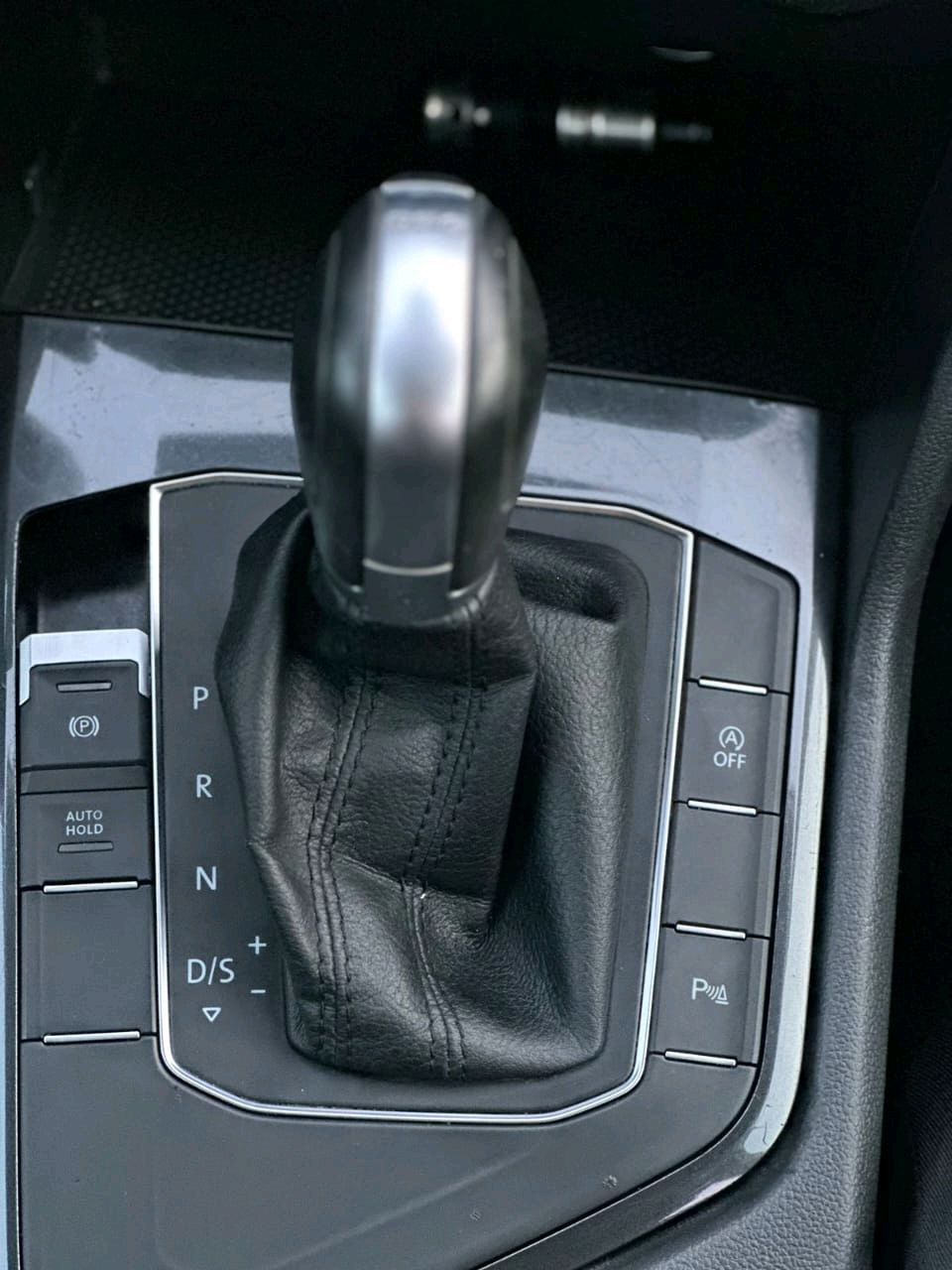 Volkswagen Tiguan - Image 7