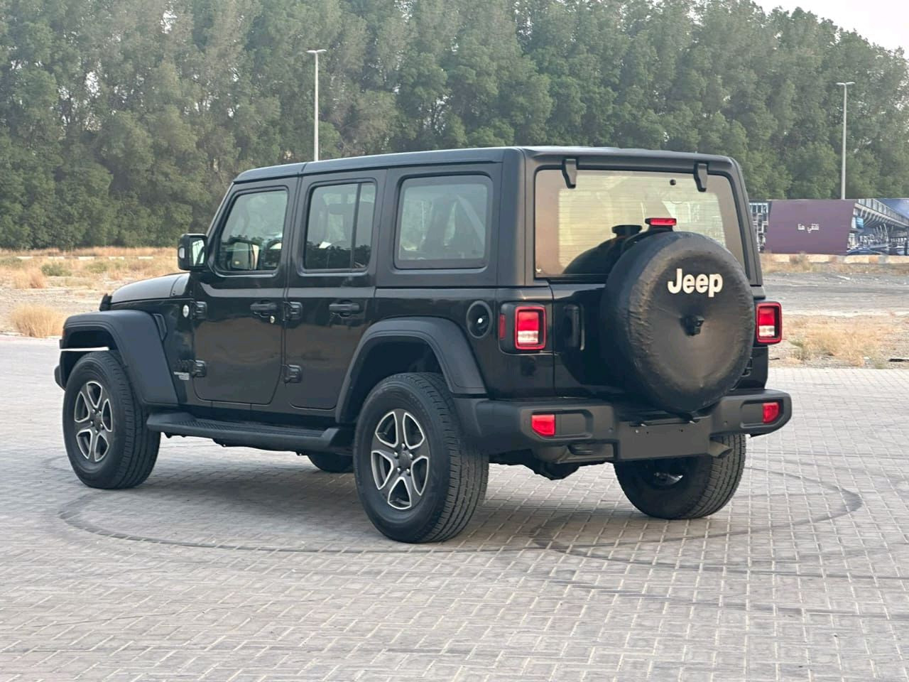 Jeep Wrangler - Image 6