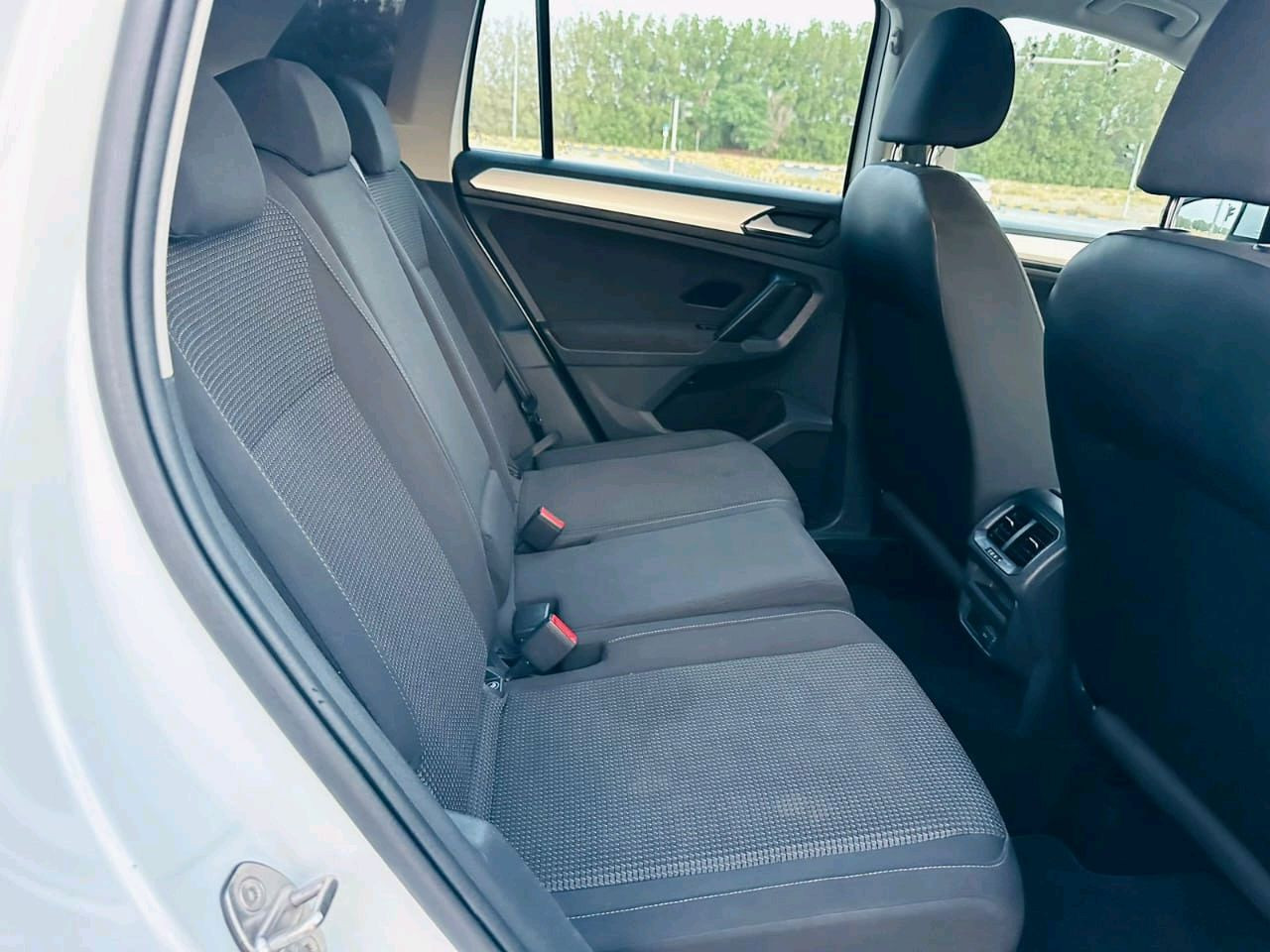 Volkswagen Tiguan - Image 4