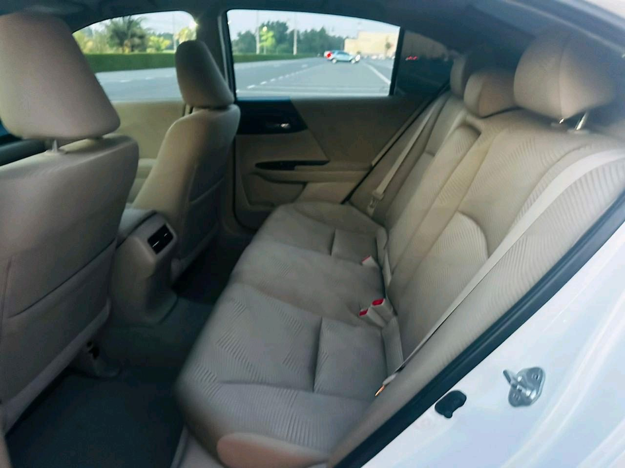 Honda Accord - Image 9